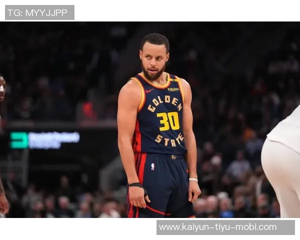 库里强调全队三分能力关键在于创造良好出手机会 库里强调全队三分能力关键在于创造良好出手机会